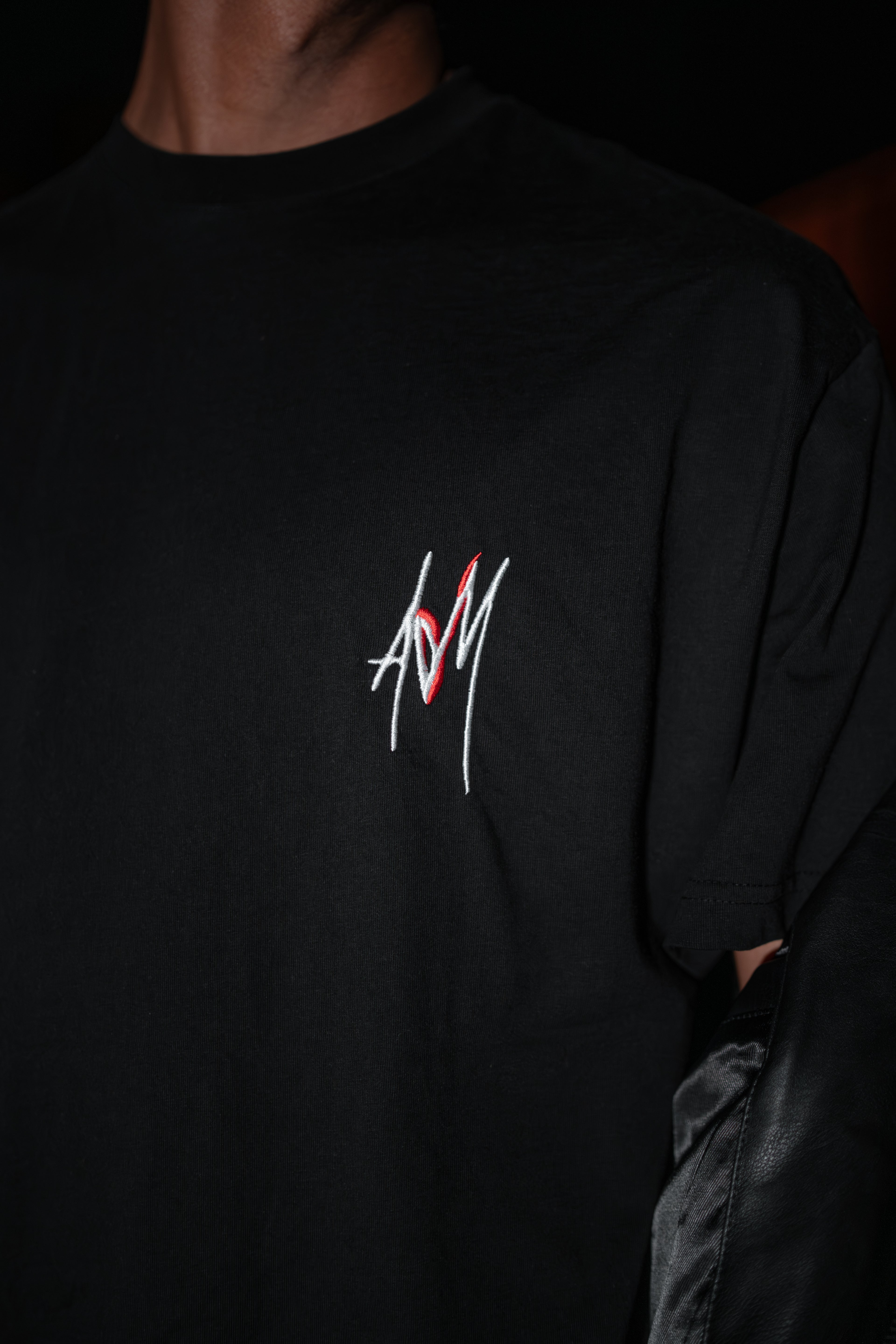 Logo Tee